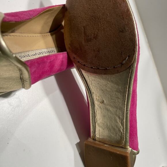 Diane Von Furstenberg suede flats pink with and Gold heel size 8 - Picture 4 of 6